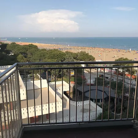 Condominio International Apartment *