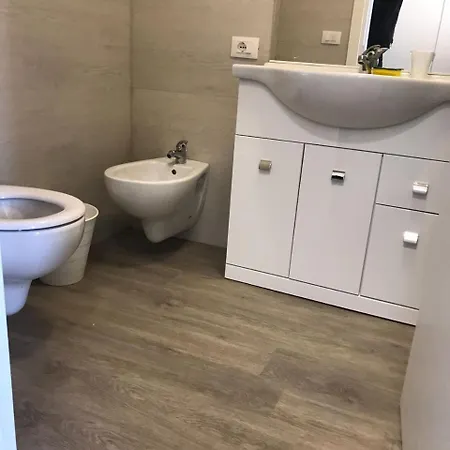 Condominio International Apartamento